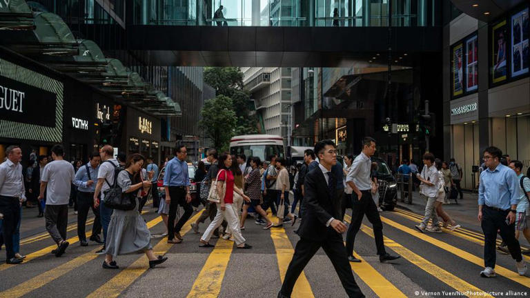 五一黄金周：近3亿人境内出游 香港热度“退步”