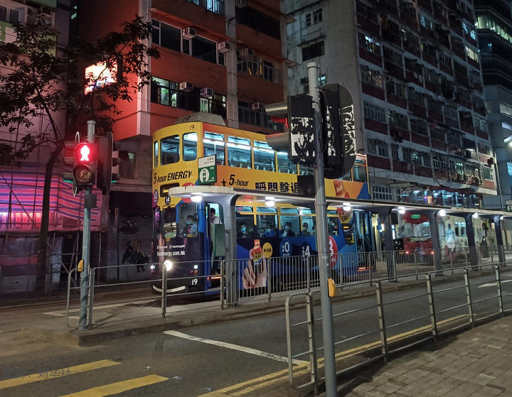 香港楼市衰弱的另一面：营商环境欠佳，结业潮持续